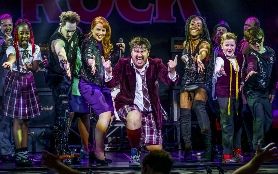 The cast of School of Rock The cast of School of Rock on stage